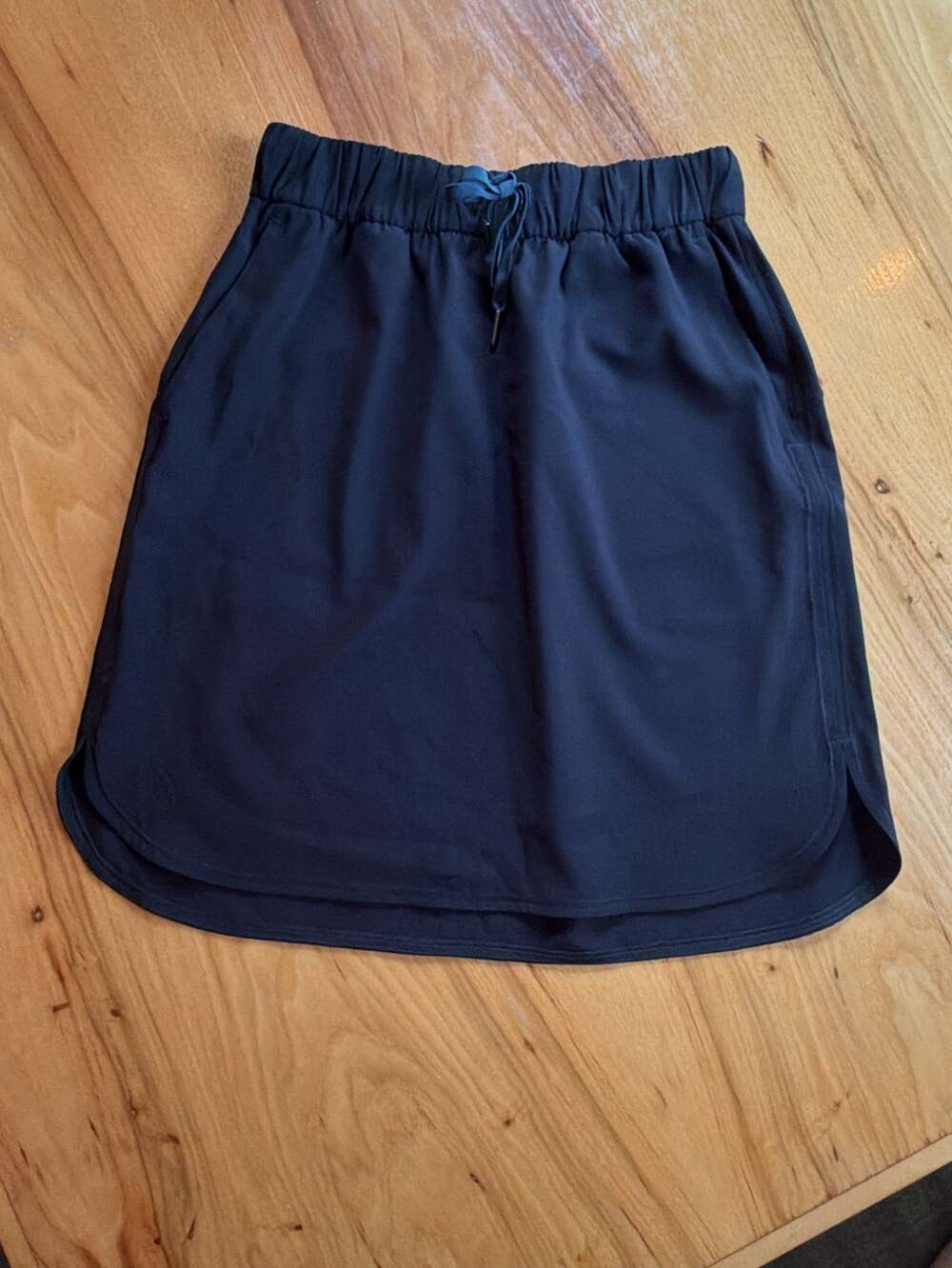 Lululemon On The Fly Skirt Size 6 Black